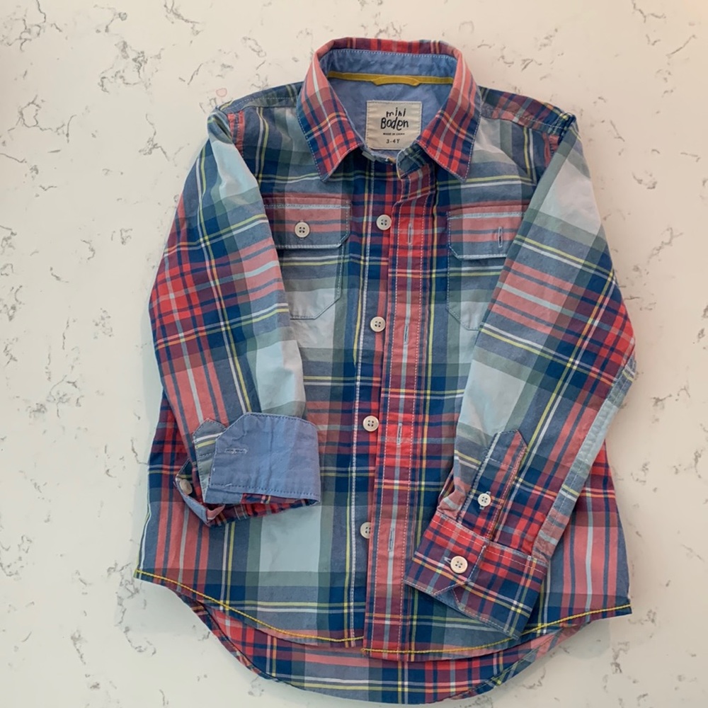 Mini Boden Boys Blue/Pink Plaid Button Up with Light Blue Accent 3/4Y
